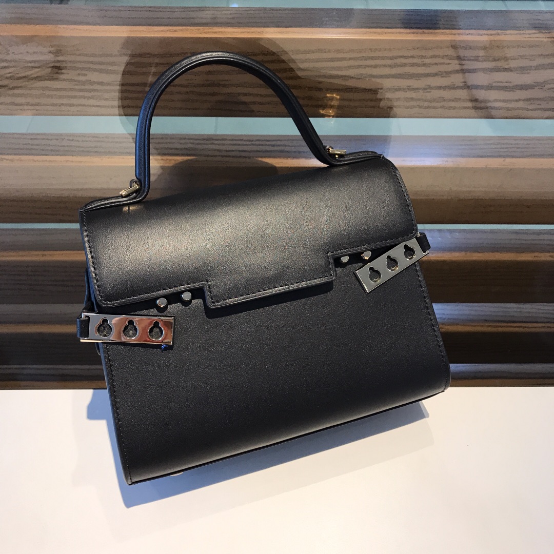 델보 톰페트 MM 샤리오뜨백